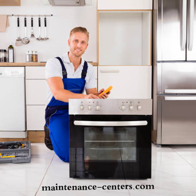 فني متخصص فى اصلاح فرن الغاز